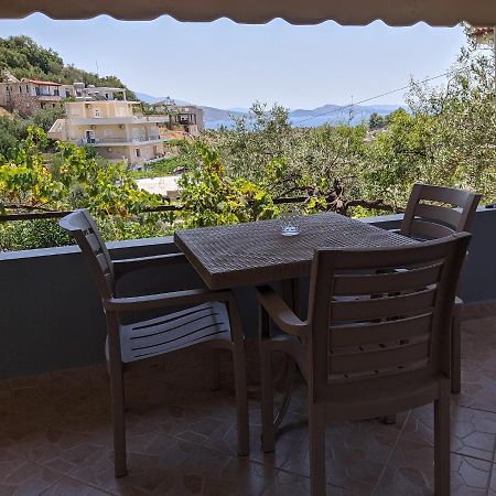 Ohanaa Apartament Sarandë Esterno foto